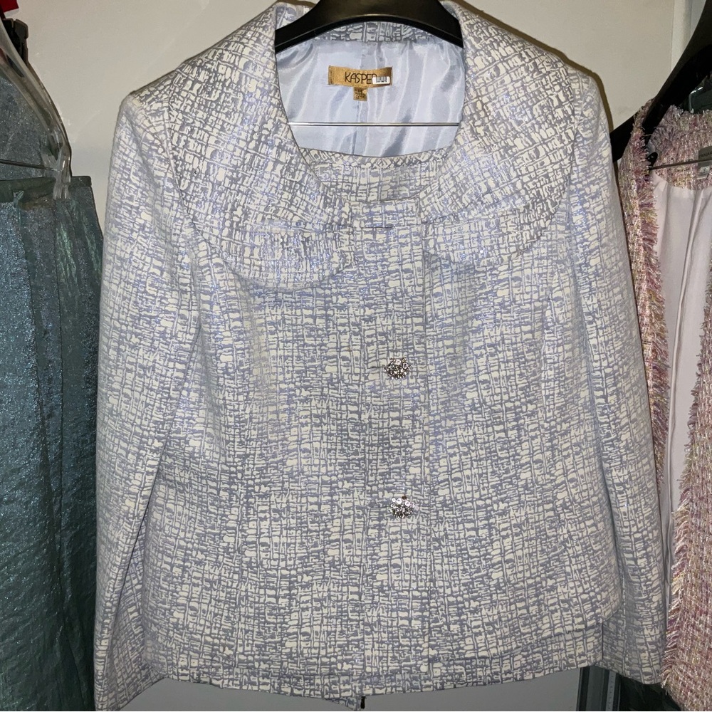 Kasper Women's Light Suit